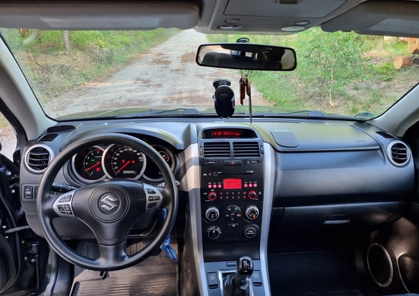 Suzuki Grand Vitara cena 23900 przebieg: 242000, rok produkcji 2007 z Poddębice małe 29